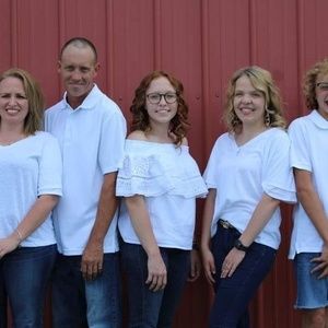 Meet your Posher, Casey